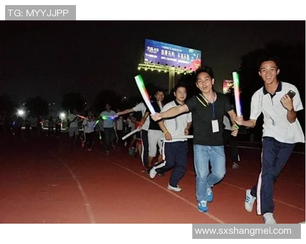 张豪足球：从草根到职业的奋斗之路，见证梦想与坚持的力量